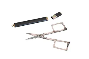 Scissor: Folding scissors with pouch