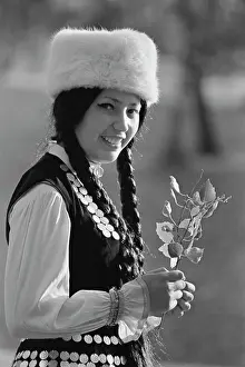 Bashkir: Folk dance ensemble of Verkhneyarkeevo District
