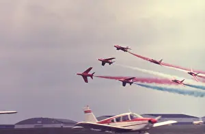 Gnats: Folland Gnats RAF Red Arrows run and break