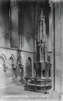 Highlighting: The Font at Southwark Cathedral
