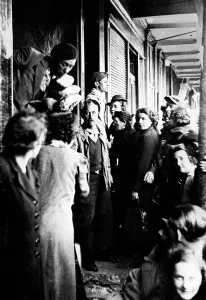 Distributed: Food distribution in Paris, 1940