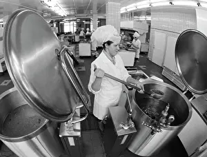 Chef: Food Production Facility