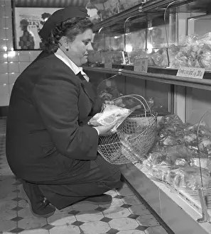 Saroch: Food store - deli