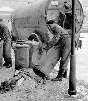 Dumps: Food waste