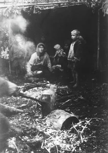 Campfire: Forced displacement on the Eastern Front, 1942