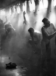 Shower: Forced laborers while showering, 1943