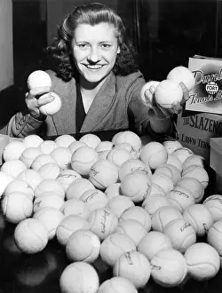 Lillywhite: FORCES TENNIS BALLS
