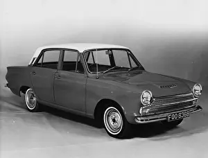 Cortina: FORD CORTINA