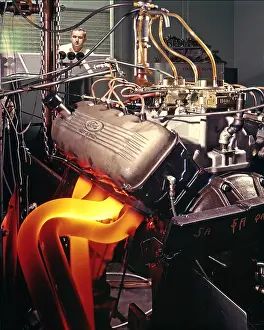Dynamometer: Ford engineer tests a 600 horsepower race ?