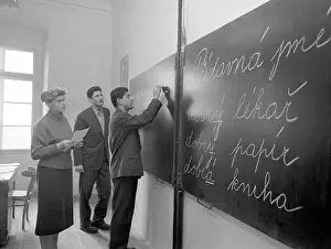 Finda: Foreign students - blackboard - language lesson