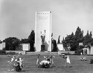 Glendale: FOREST LAWN CEMETERY