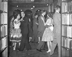FORMAL DINNER DANCE