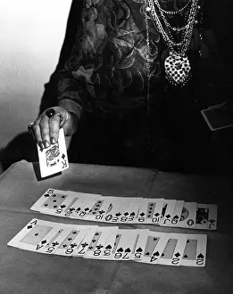 Bling: FORTUNE TELLING CARDS