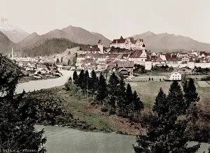 Fussen: Fossen, a Bavarian town in Germany, Austrian border