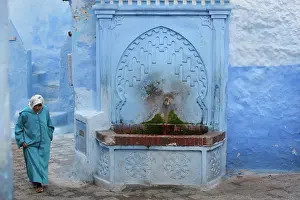 Maroc: Fountain, Medina, Chefchaouen, Morocco