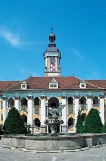 Blower: Fountain in front of the West wing and the blowers tower