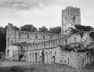 1132: FOUNTAINS ABBEY