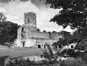 1132: FOUNTAINS ABBEY