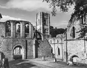 1132: FOUNTAINS ABBEY