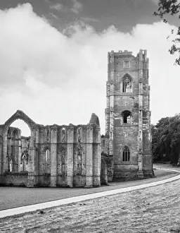 1132: FOUNTAINS ABBEY