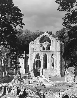 Abbeys: FOUNTAINS ABBEY