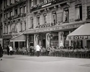 Brasserie: Fouquet's Restaurant Cafe Corner Champs Elysees