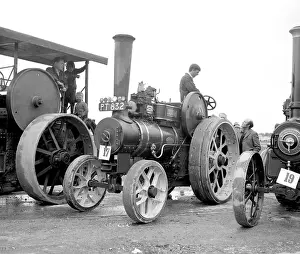 Newark: Fowler Tractor number 15732 Sir Douglas