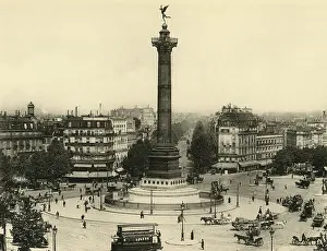 Juillet: FRANCE PLACE BASTILLE