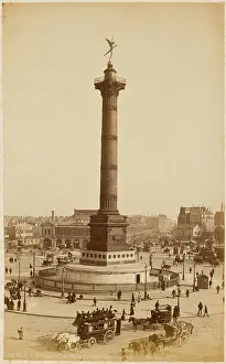 Juillet: France Place Bastille