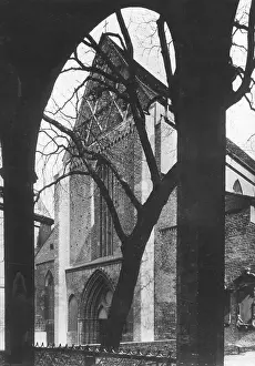 Chestnut: The Franciscan Monastery Church in Berlin, around 1930