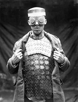 Splinter: Franco-British modern armour and goggles, WW1