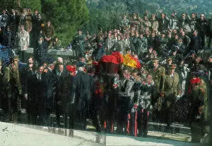Caidos: Franco Coffin