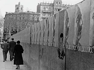 Caudillo: Franco posters in Barcelona, ??1939