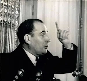 Correspondents: Francois Mitterrand responds to De Gaulle TV message