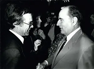 Thank: Francois Mitterrand thanks party workers for support