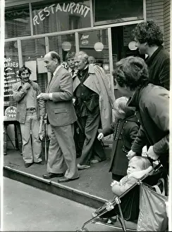 Mitterrand: Francois Mitterrand walking in Rue de Bievre, Paris