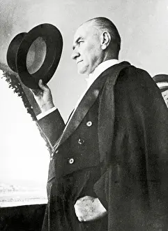 Kellog: Frank B. Kellog