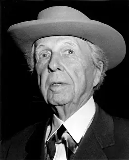 Kopfbedeckung: Frank Lloyd Wright