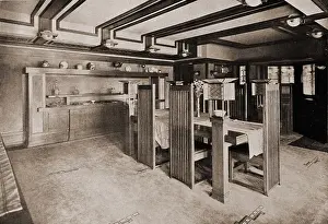 Robie: Frank Lloyd Wright designed custom furniture ?