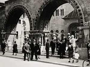 Bachmann: Frankfurt on the Main: Synagogue in the Eastend