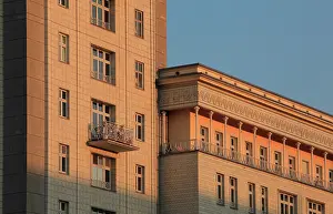 Friedrichshain: Frankfurter Tor, Berlin, Germany