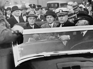Interregnum: Franklin D. Roosevelt, arriving in Washington