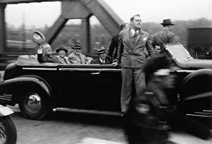 Lcgr1304: Franklin Roosevelt riding during the 1940 campaign