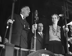 Halsted: Franklin Roosevelt speaking from a train at Redding