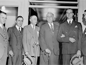 Lcgr1304: Franklin Roosevelt stands with politicians, and