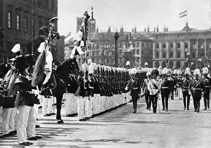 Strides: Franz Joseph I. during his Berlin visit strides together