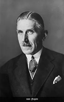 Papen: Franz von Papen, 1930s