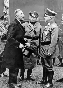 Theodor: Franz von Papen, 1932