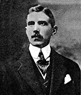 Zeigt: Franz von Papen