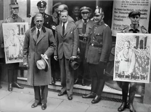 Referendums: Franz von Papen